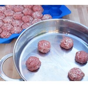 Meatball Master Maker BPA Free Silicone Tool 32,  1 oz Each Made In Canada